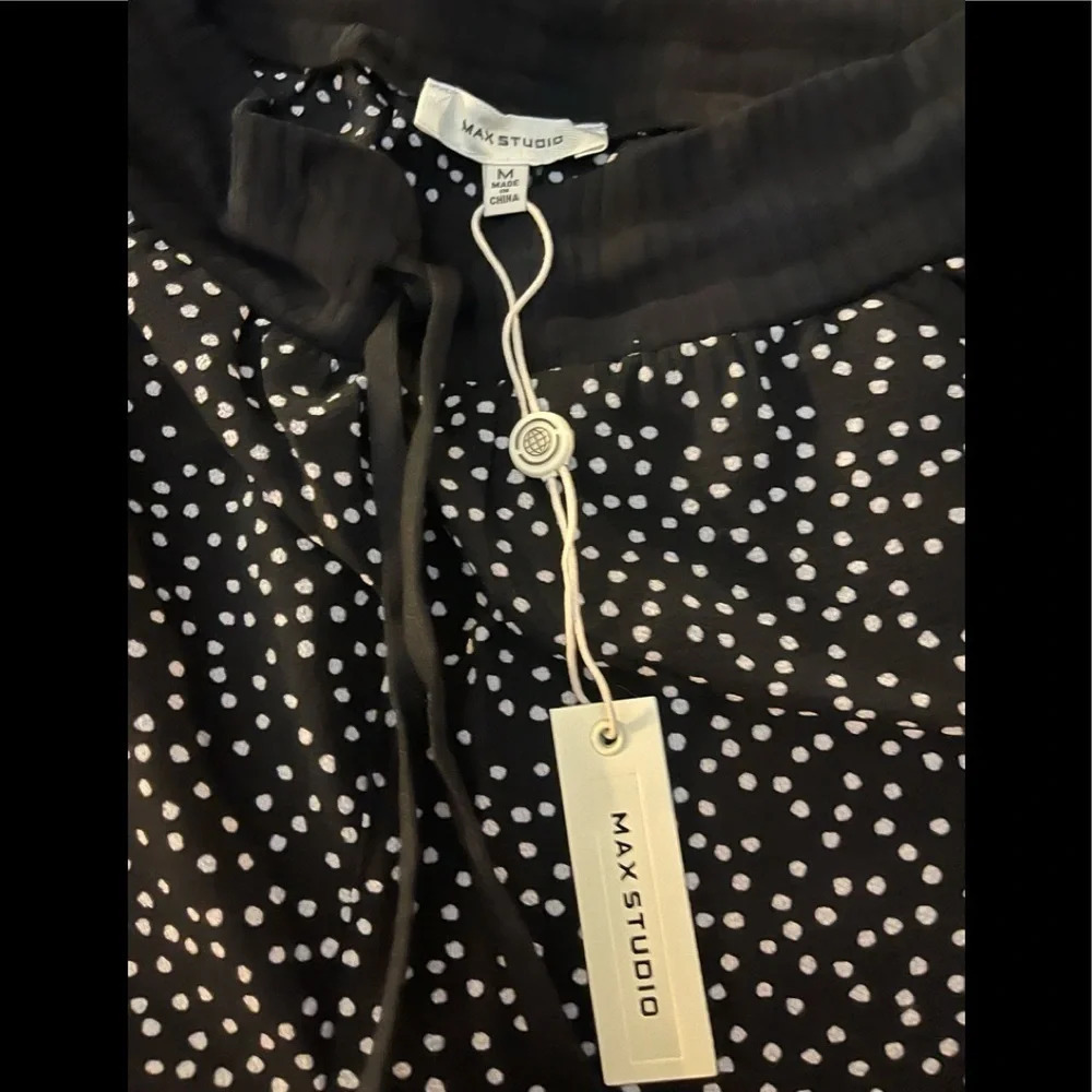 MAX STUDIO Wide Leg Patterned Woven Crop Pants​ - Picture 4 of 7